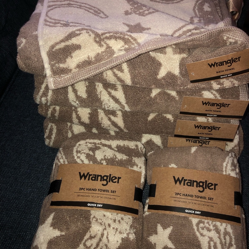 ‼️ Wrangler Brown & Cream Reversible Western themed 8 piece towel set